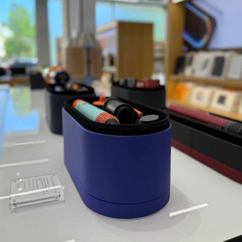 Приходите попробовать Dyson вживую