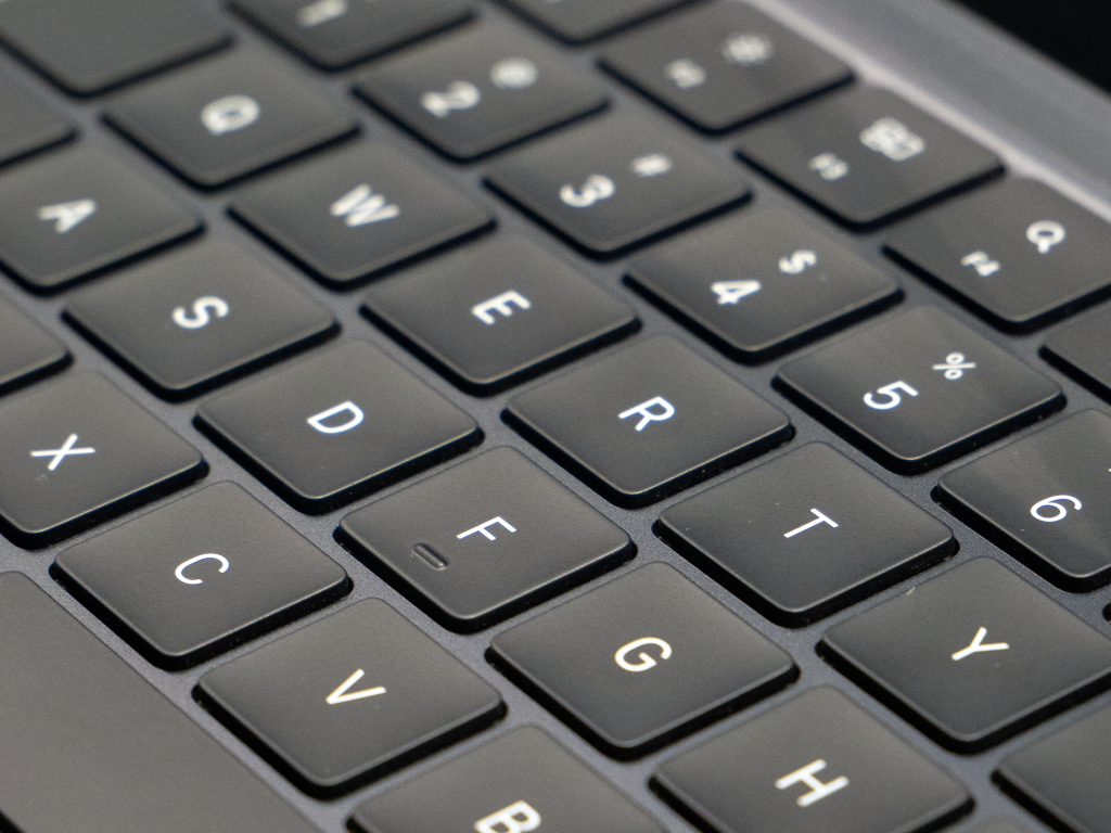 Нет русских клавиш на MacBook