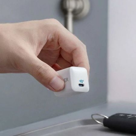 Anker СЗУ PowerPort III 20W Type-C (белый) A2631G21