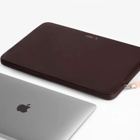 Tech-protect чехол-папка для MacBook 15.3 Fleece Laptop (темно-коричневый) 5906302362875